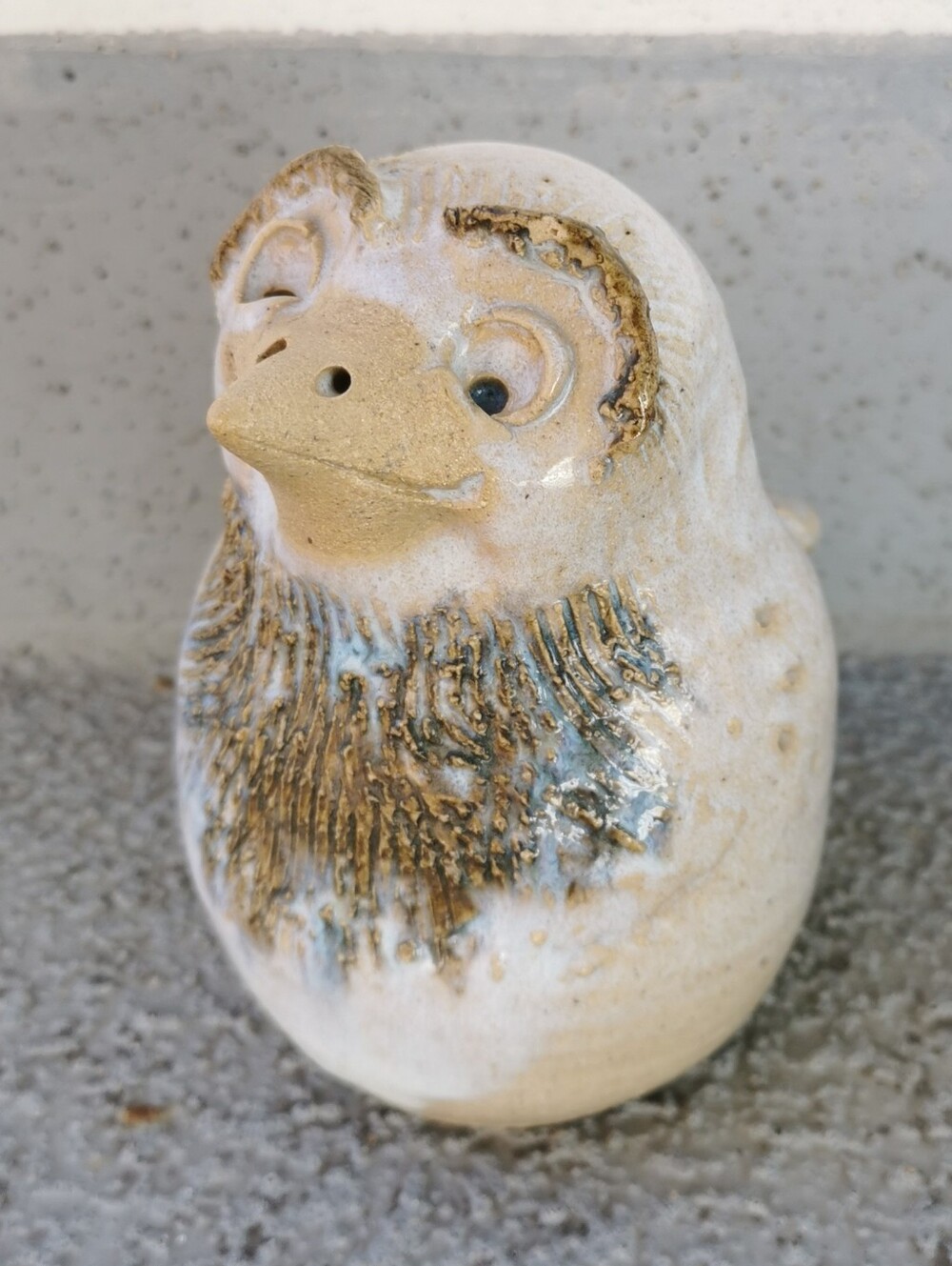 Adorable Vintage Art Pottery Bird – Signed Artisan Piece
